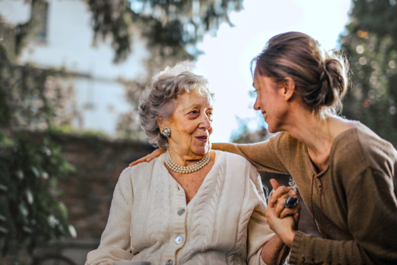 Pensionados con Apoyo o Curaduría